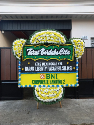 Papan Bunga Duka di Karang Timur